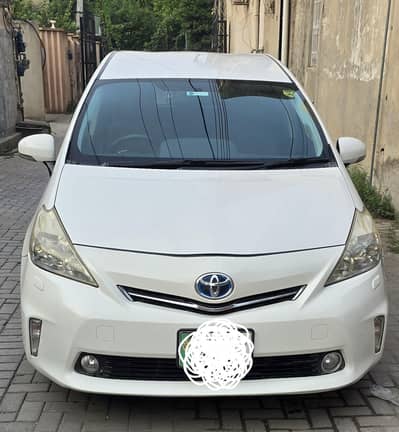 Toyota Prius Alpha 2012 urgent sale