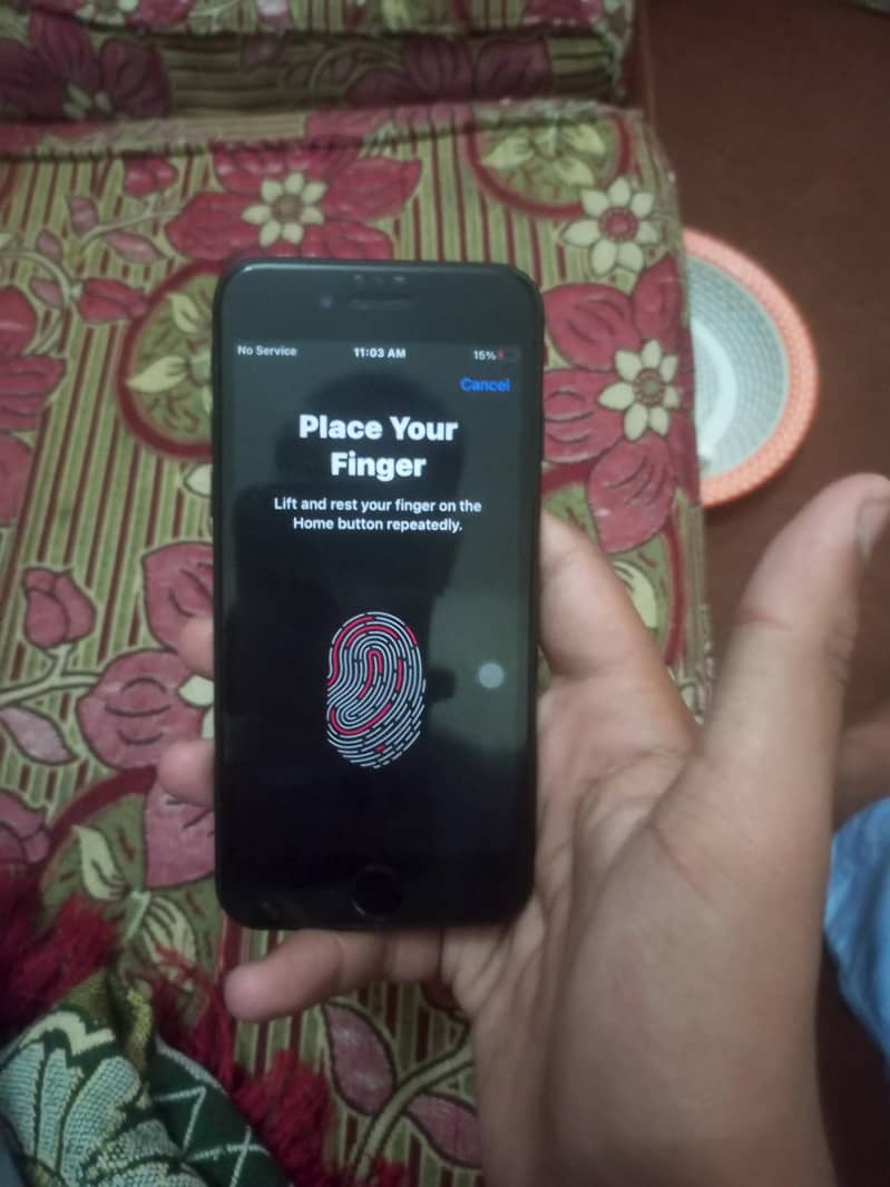 Apple iPhone 7 4