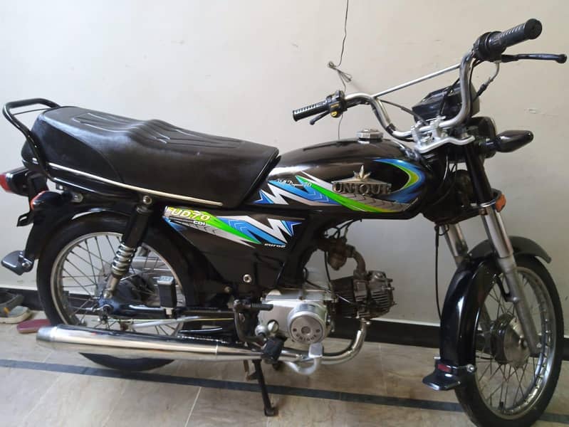UNIQUE CD70 KARACHI 6