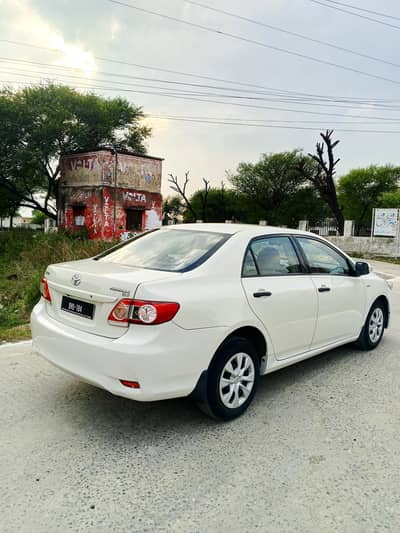 Toyota Corolla XLI 2012 model Islamabad number