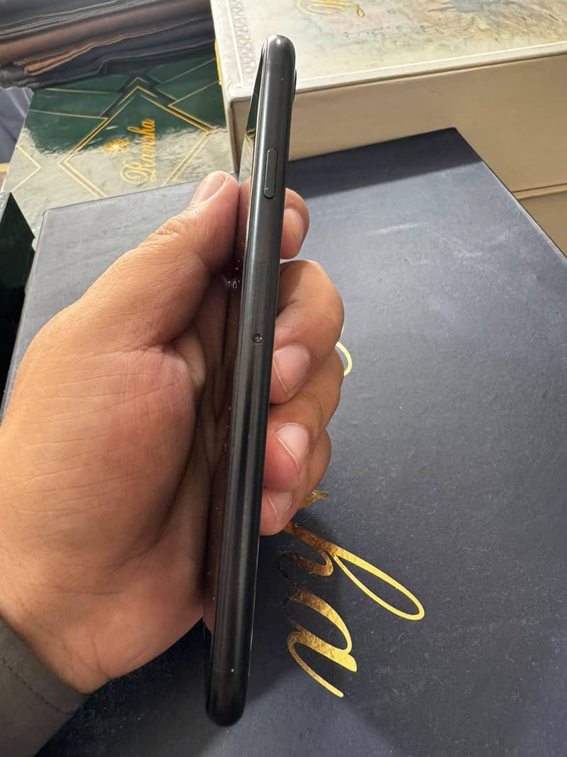 Apple iPhone SE 4