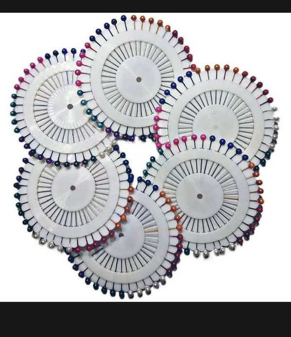 T  Pack of 6 Hijab Pins Multi Color Hijab Pin Scarf Pins. 6 cards 32 Pins In a Card.