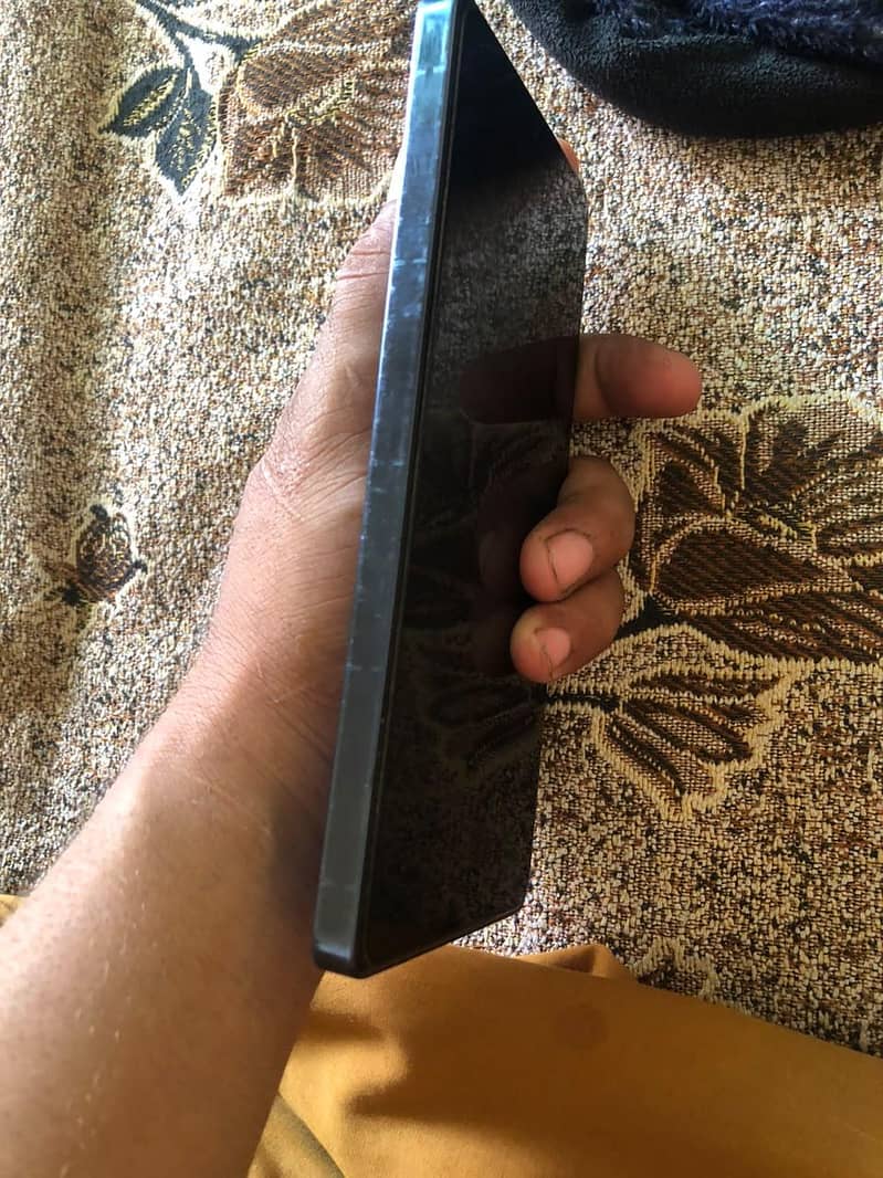 Infinix Note 40 5