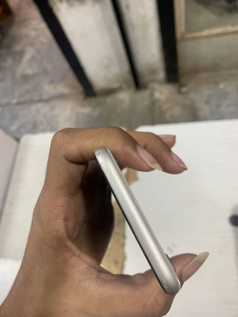 Apple iPhone SE 1