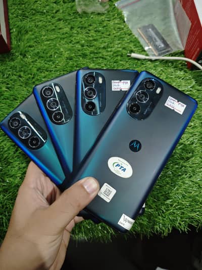 Motorola Edge 30 Pro | 12/256 | | 8 Gen 1 | Official Approved