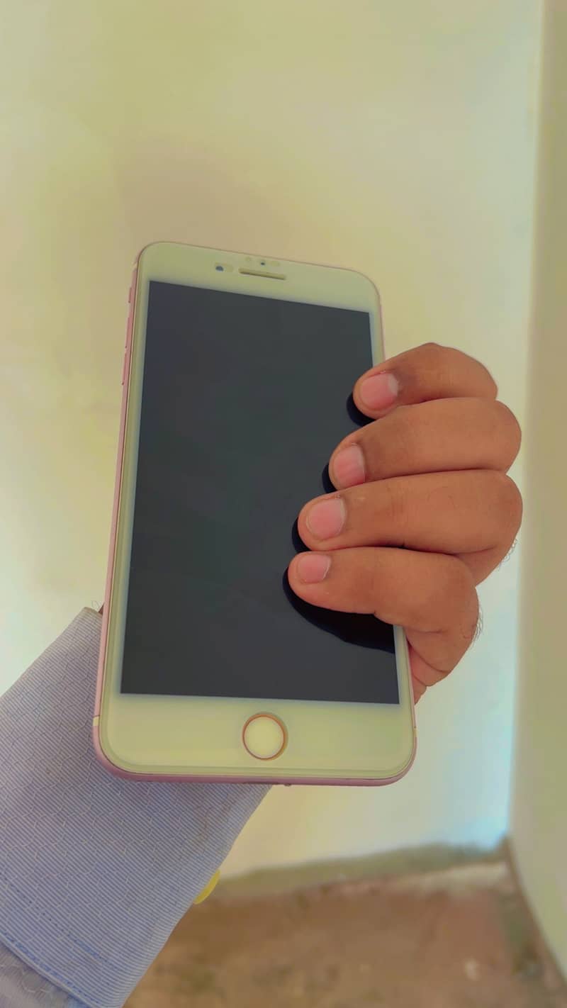 Apple iPhone 7 Plus 8