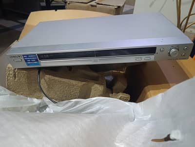 SONY DVD/CD player.