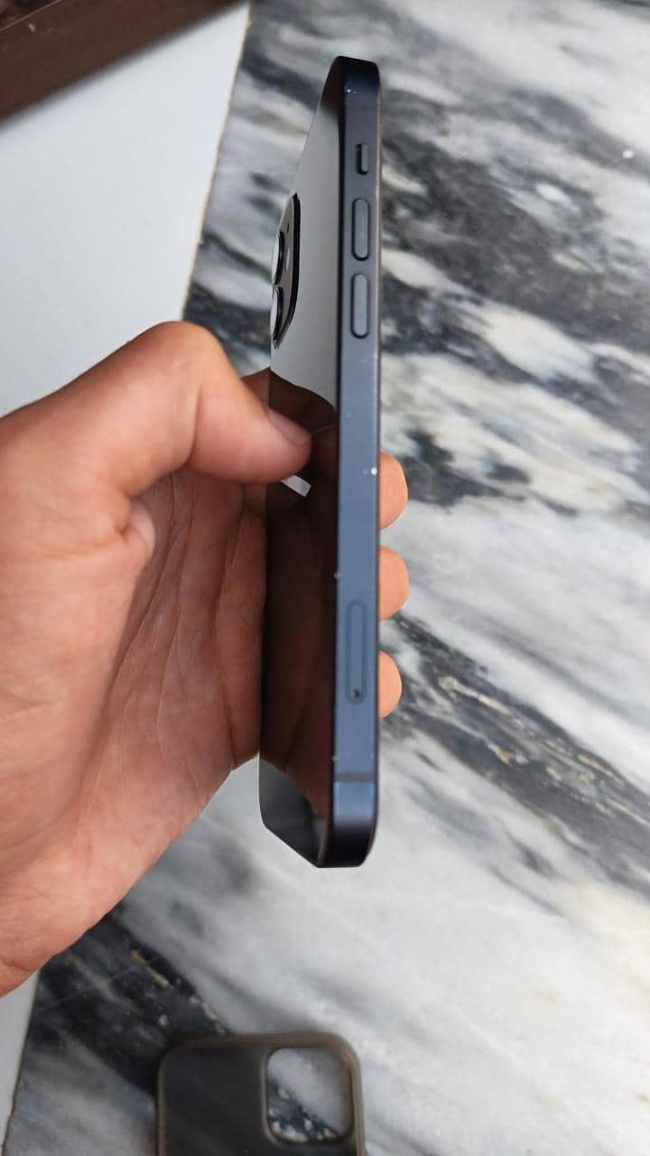 Apple iPhone 12 5
