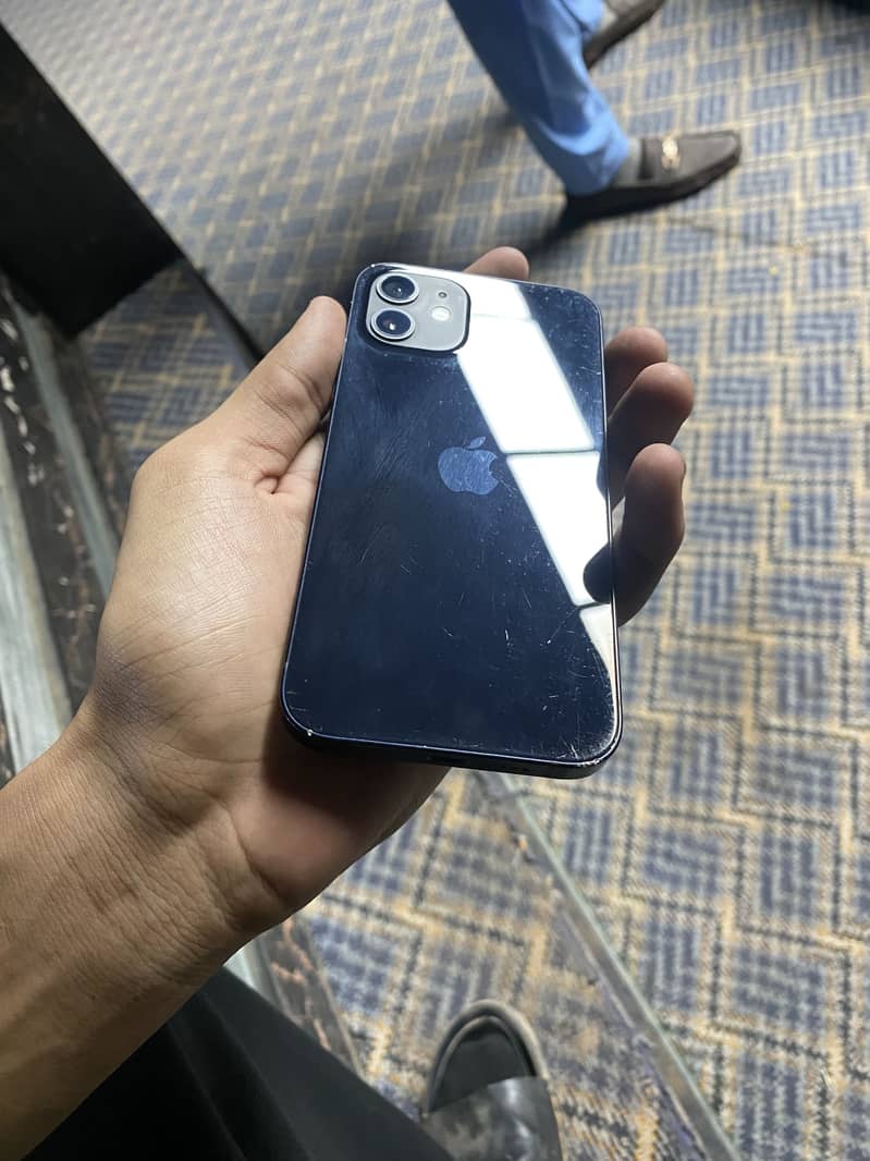 Apple iPhone 12 0
