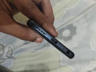 Vivo Y33s 8/128
