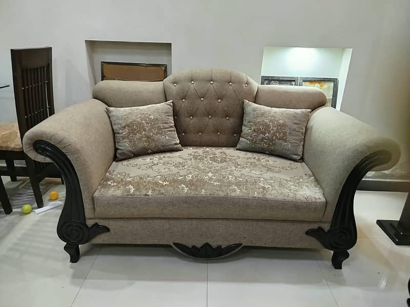 7 Seater sofa 1