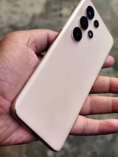 Itel Super 26 ultra Gold 8/256