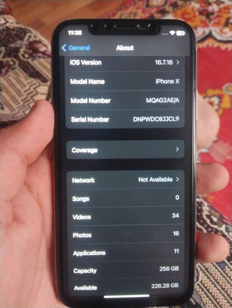 Apple iPhone X 4