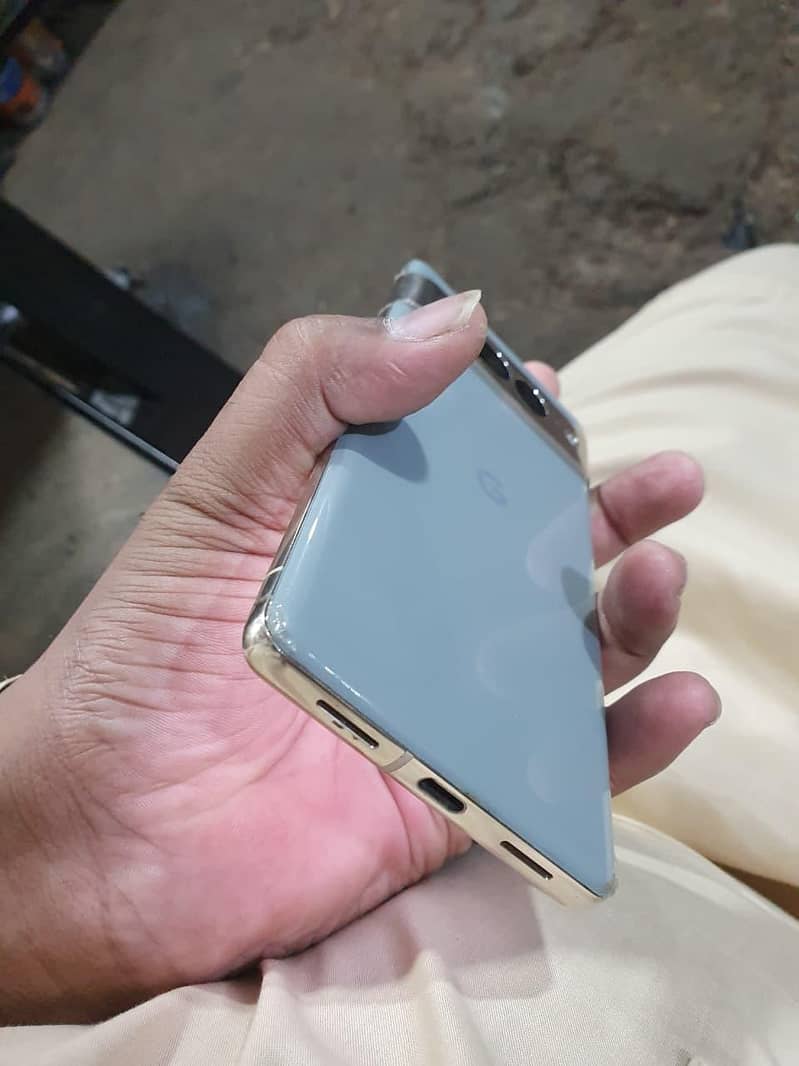 Google Pixel 7 Pro 8