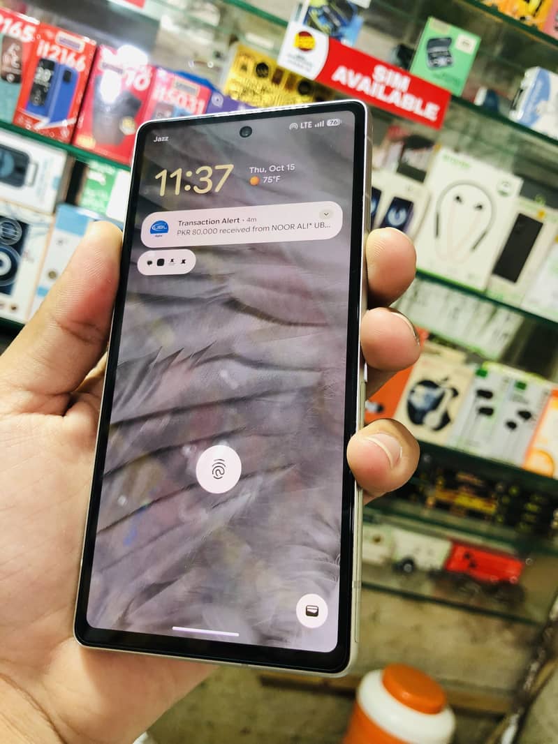 Google Pixcel 7a 1