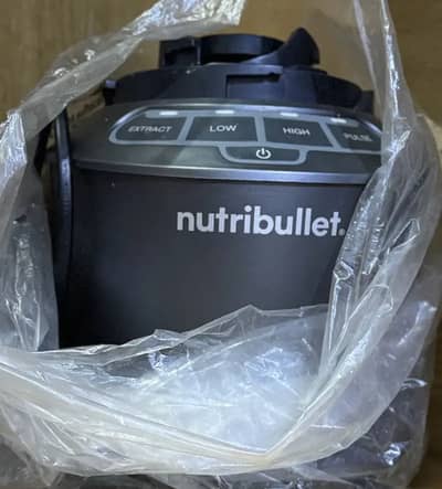 Nutribullet Blender Combo NBC-0910B | 1000W | Unused Jug