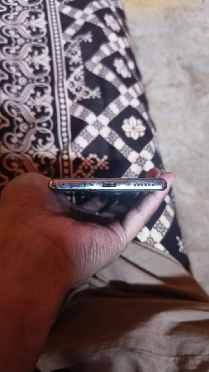 Tecno CAMON 40 Pro 5
