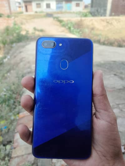 OPPO A5 4GB 32GB All OK PTA Aproved Urgent Sale