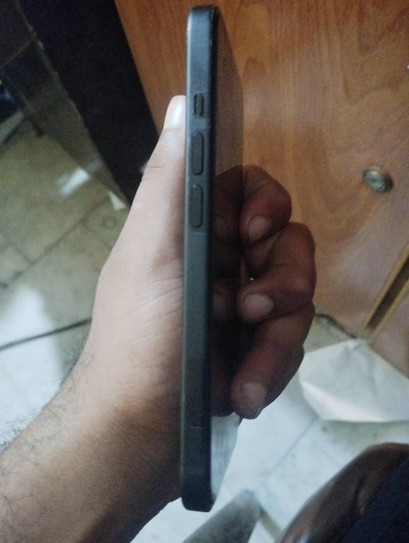 iPhone 15 Non-PTA – Original Apple Phone 3