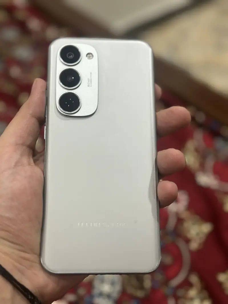 Tecno Spark 40 pro plus 1