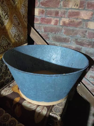 Tub of Iron