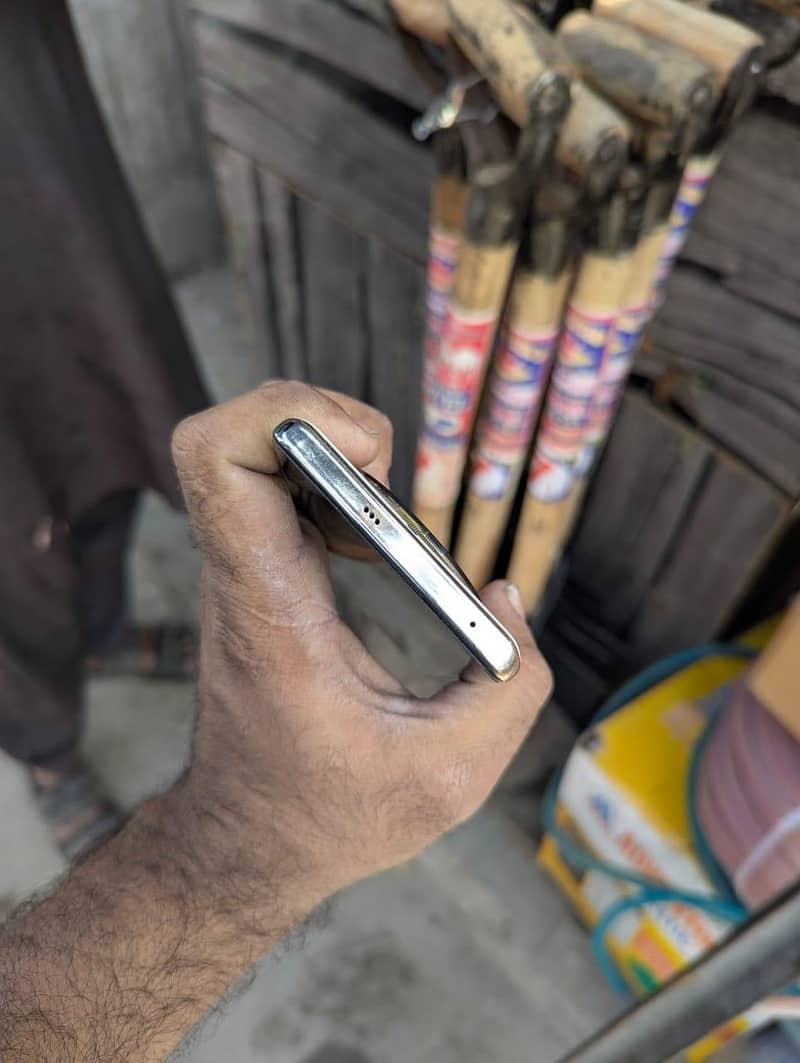 Realme 12 Pro Plus 2