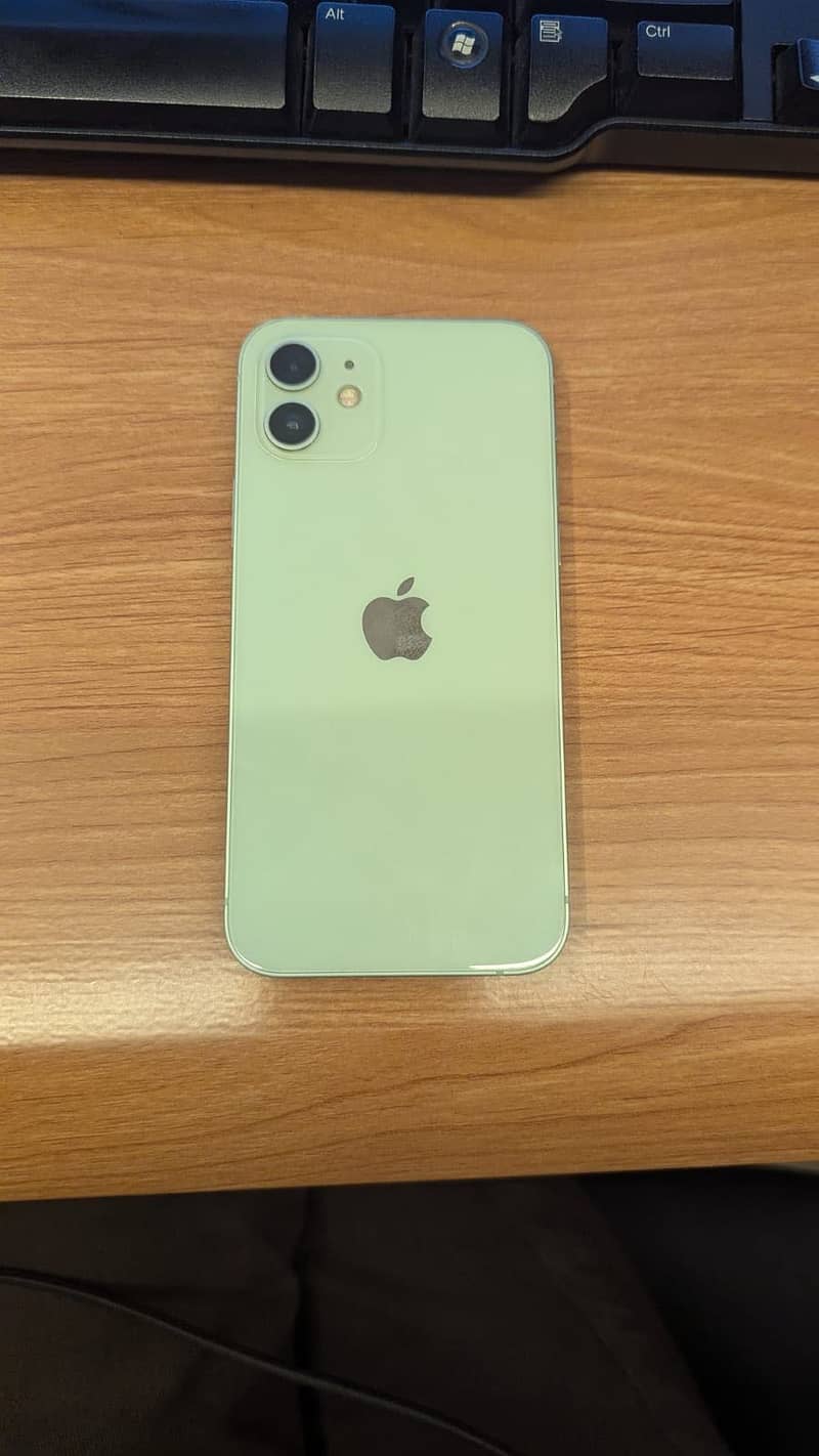 Apple iPhone 12 2