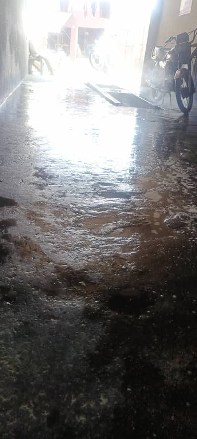 Service station ka Kam ha car r bike wash ka
