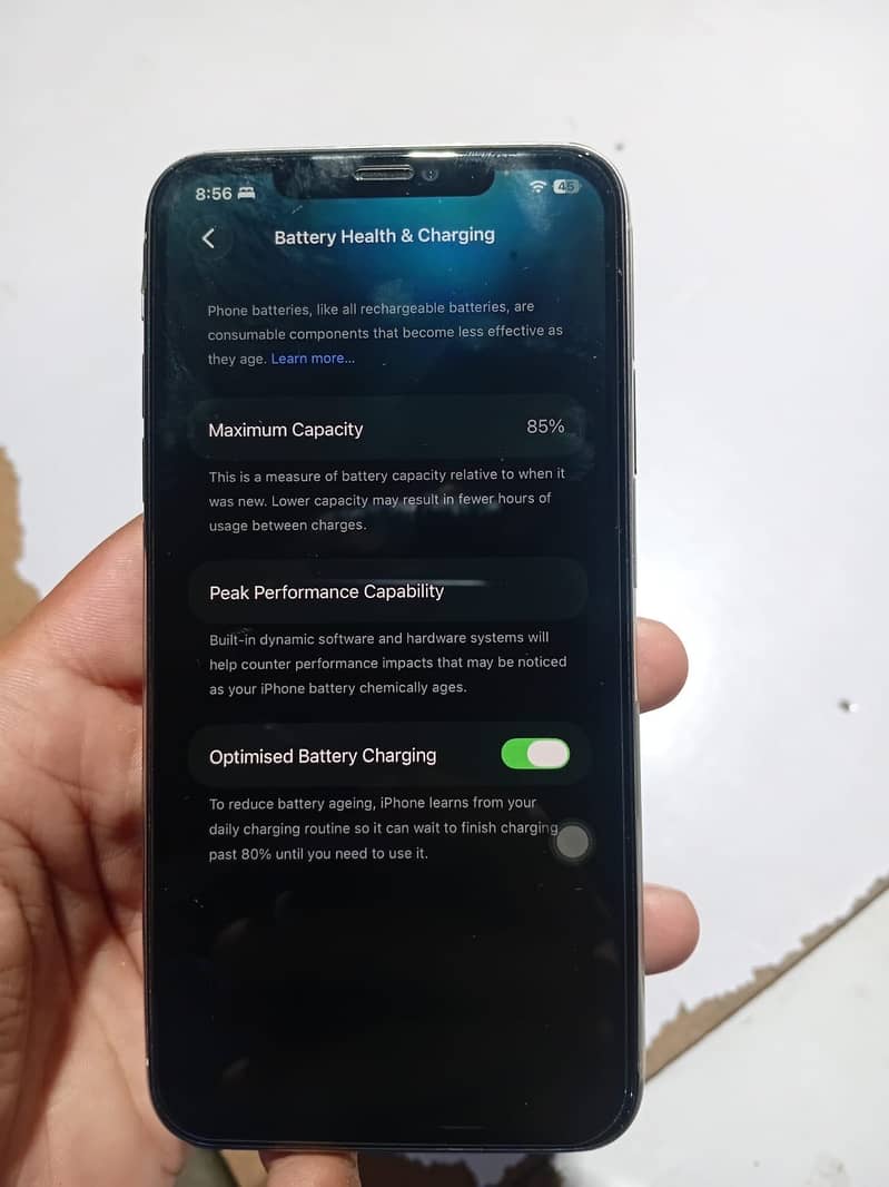 Apple iPhone 11 Pro Max 4