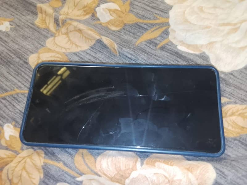 Tecno Spark 20 Pro 4