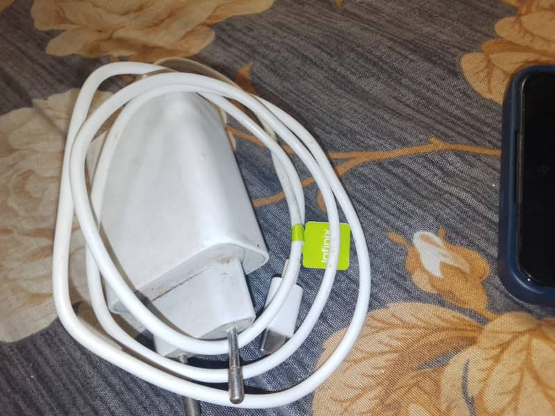 Tecno Spark 20 Pro 5