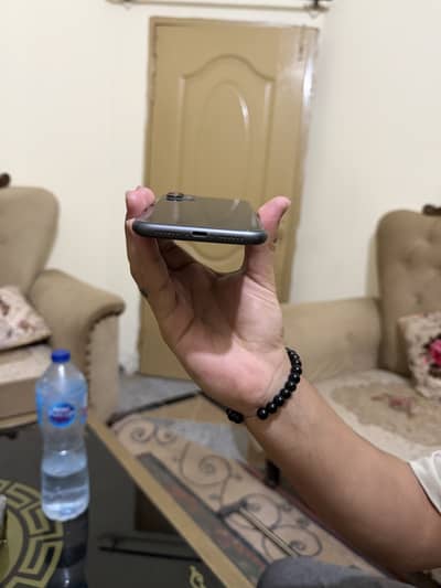 Apple iPhone 11 jv 64  also exchange with android