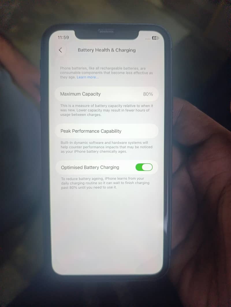 Apple iPhone 11 4