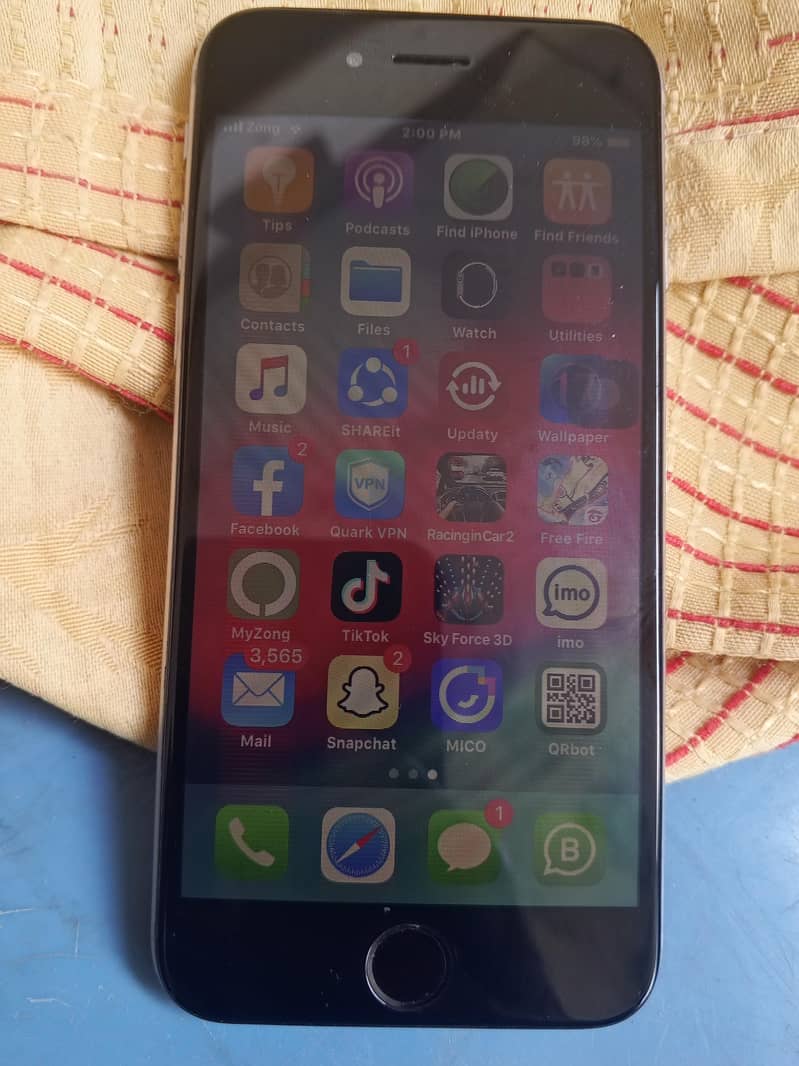 Apple iPhone 6 1