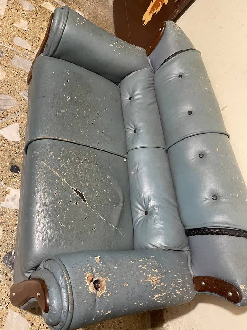 Old style sofa set 2