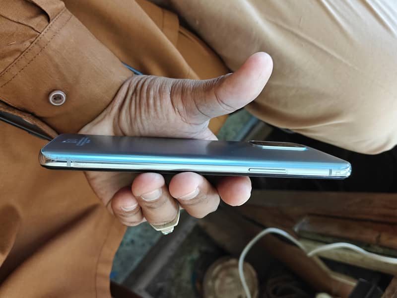 One Plus 8T 5