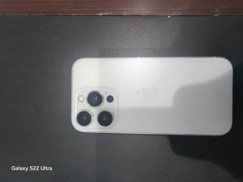Apple iPhone 14 Pro 1
