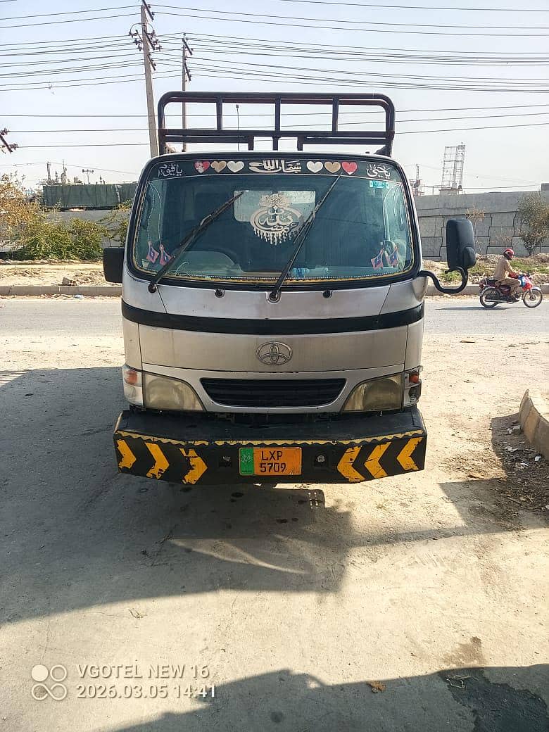 Toyota Dyna 0