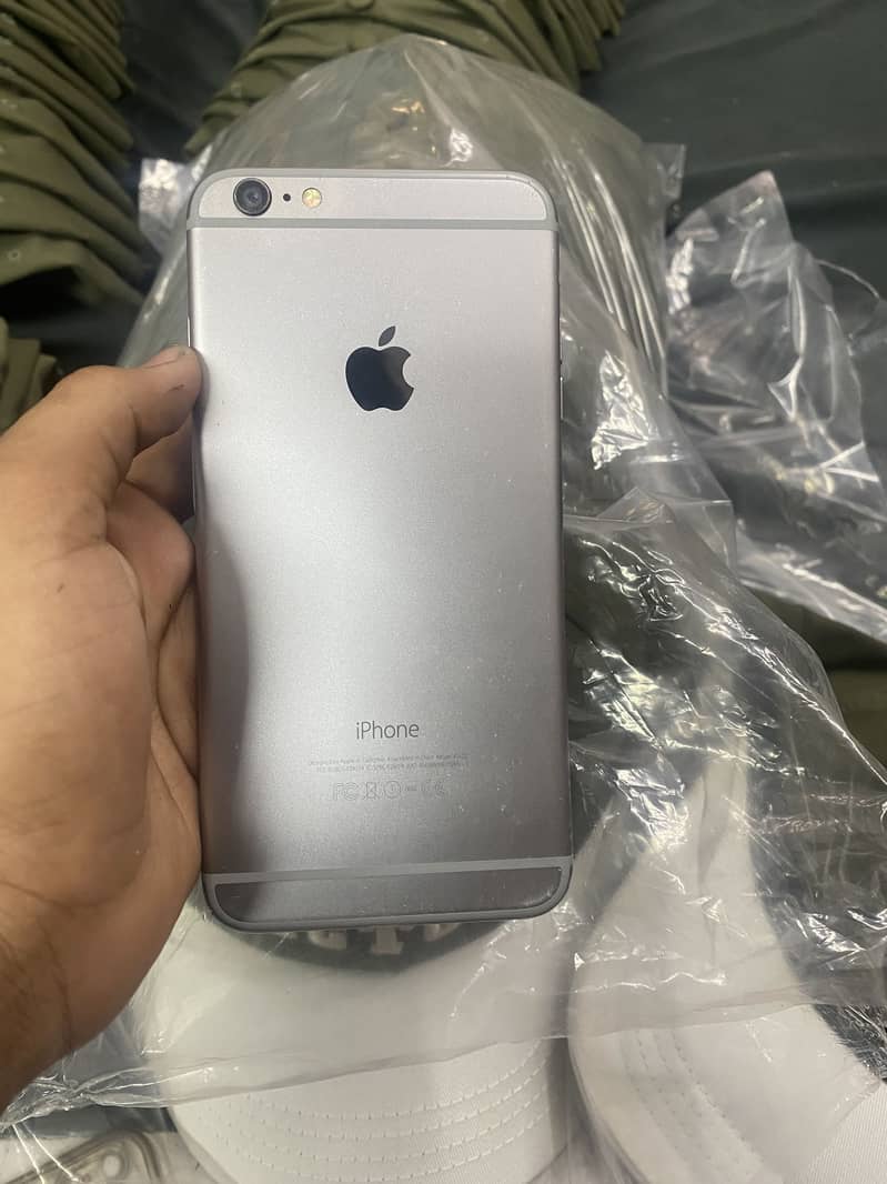 Apple iPhone 6S Plus 1