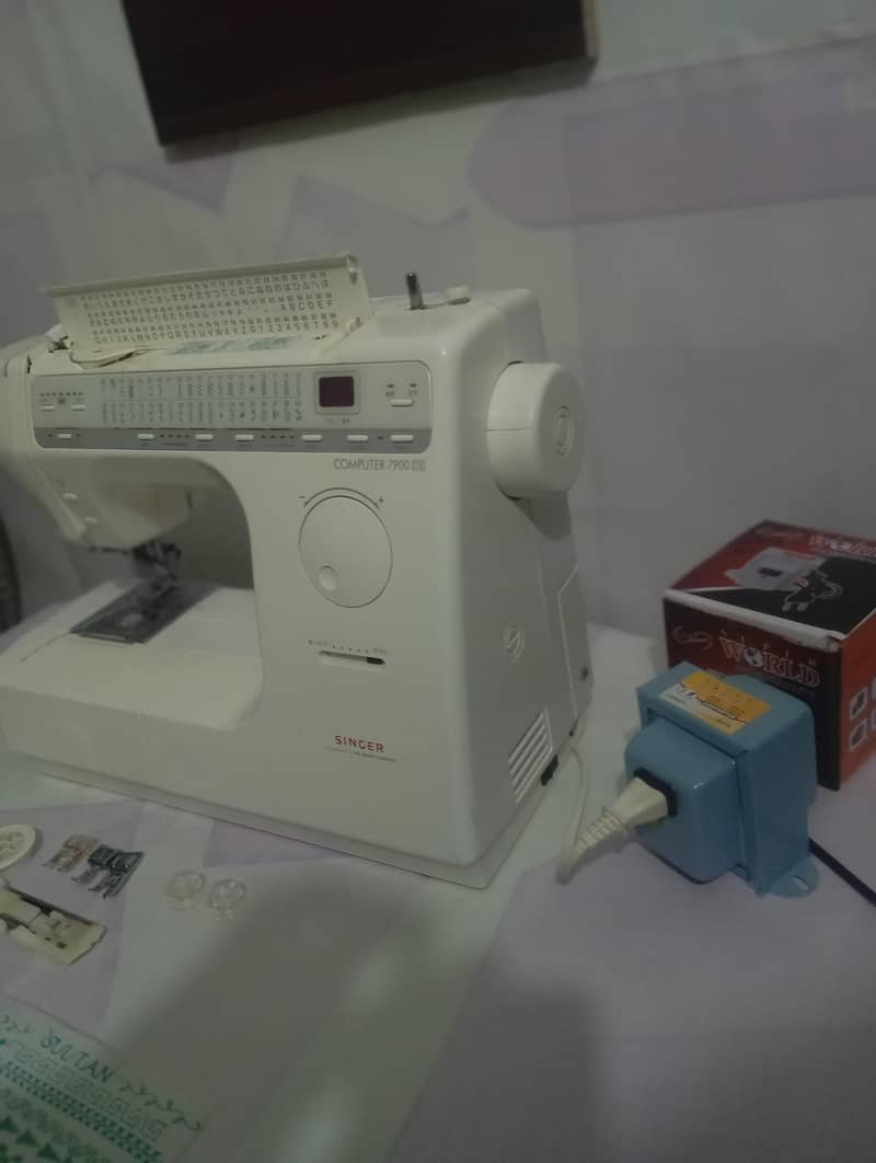 singer computer 7900 DX machine 3