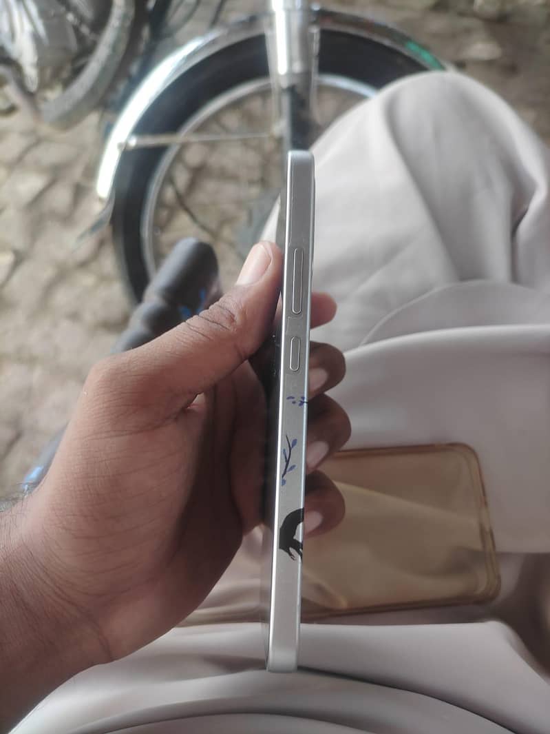 OPPO A6s pro 6