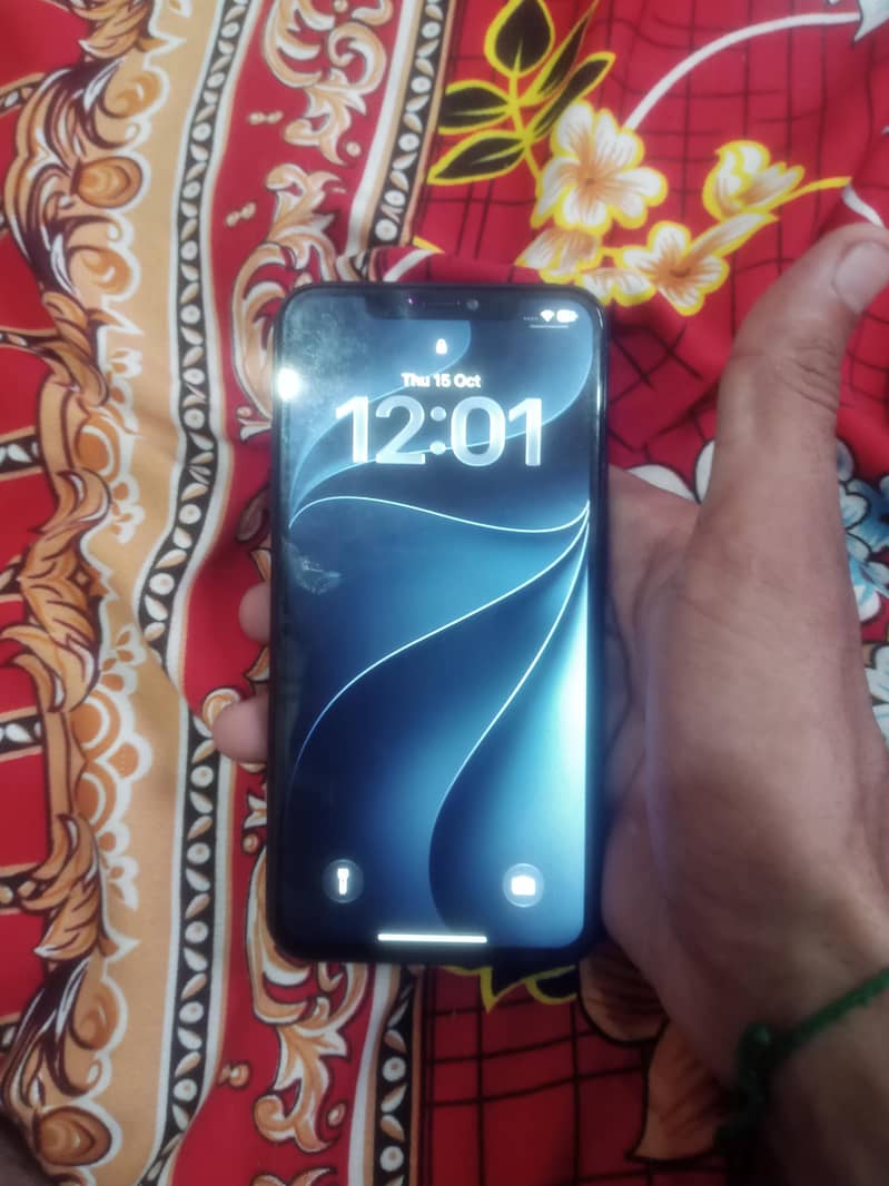 Apple iPhone 11 Pro Max 1