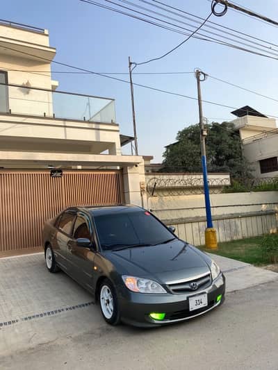 Honda Civic EXi 2004