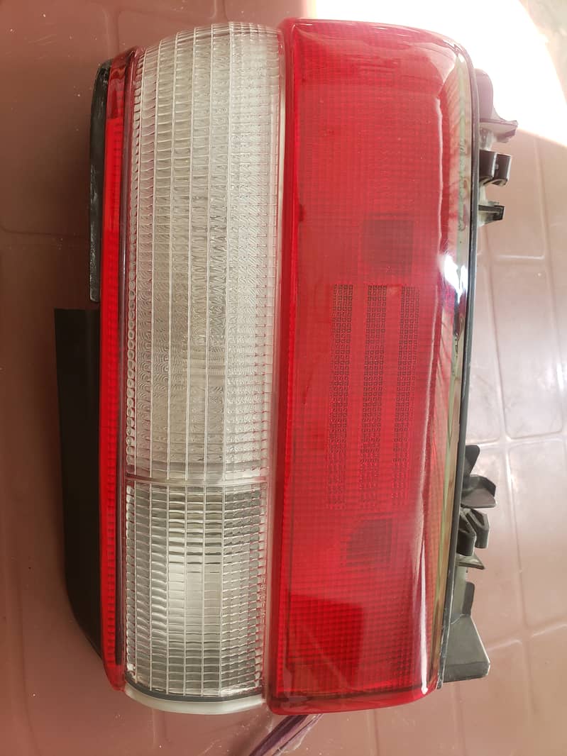 Xli 12 back lights 4