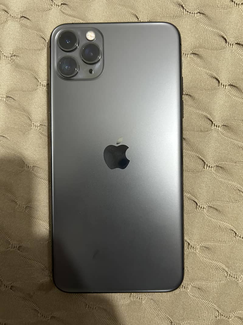Apple iPhone 11 Pro Max 4