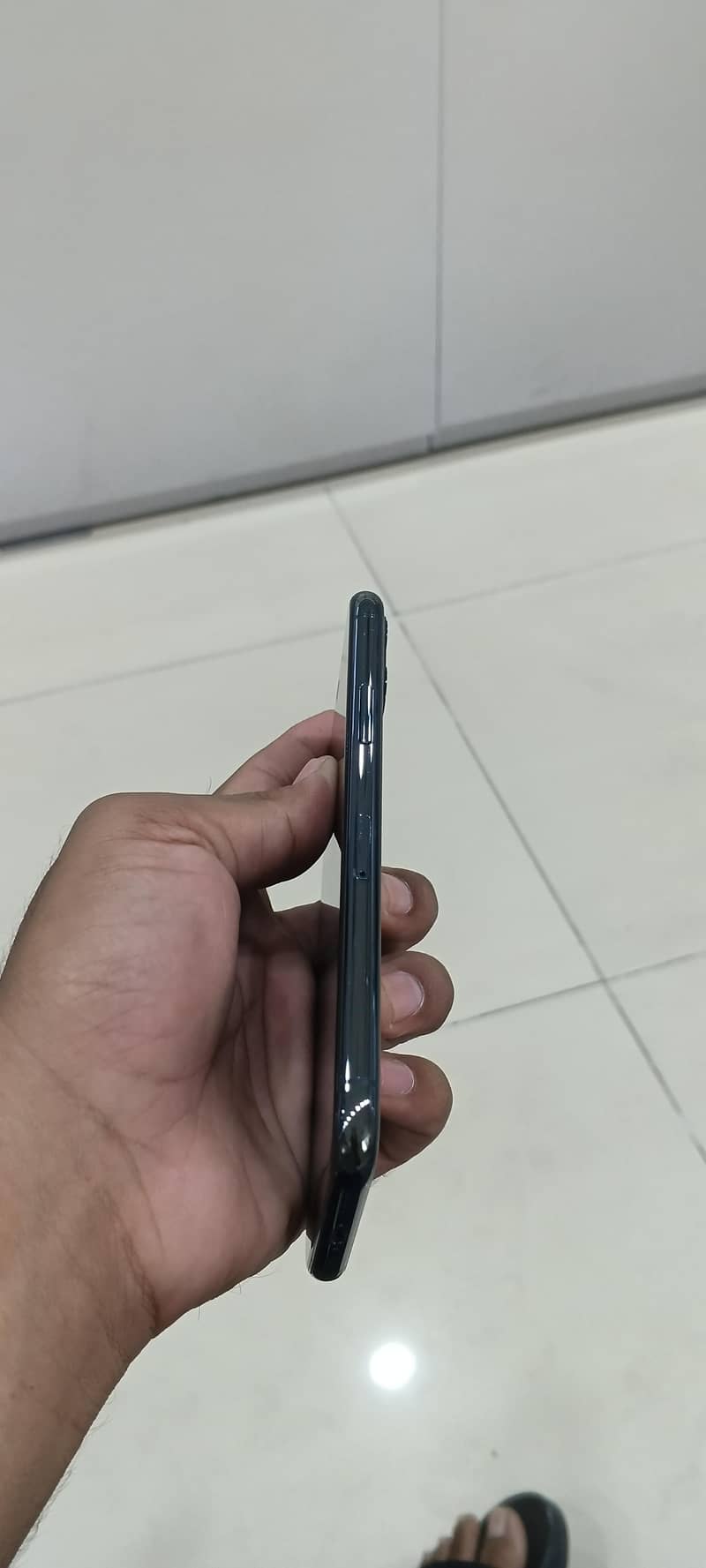 Apple iPhone 11 Pro 2