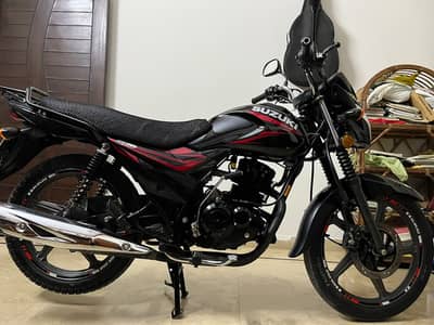 Suzuki GR 150 2025