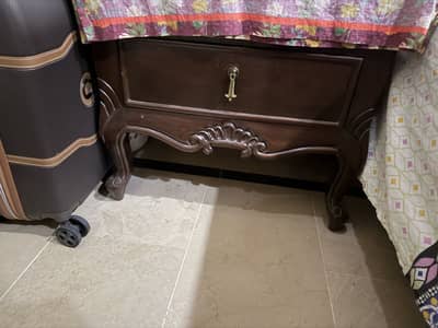 New dyar king size bed