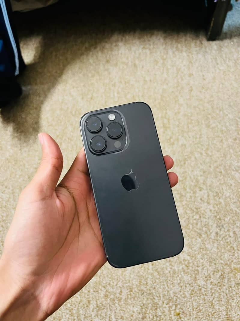 Apple iPhone 14 Pro 4