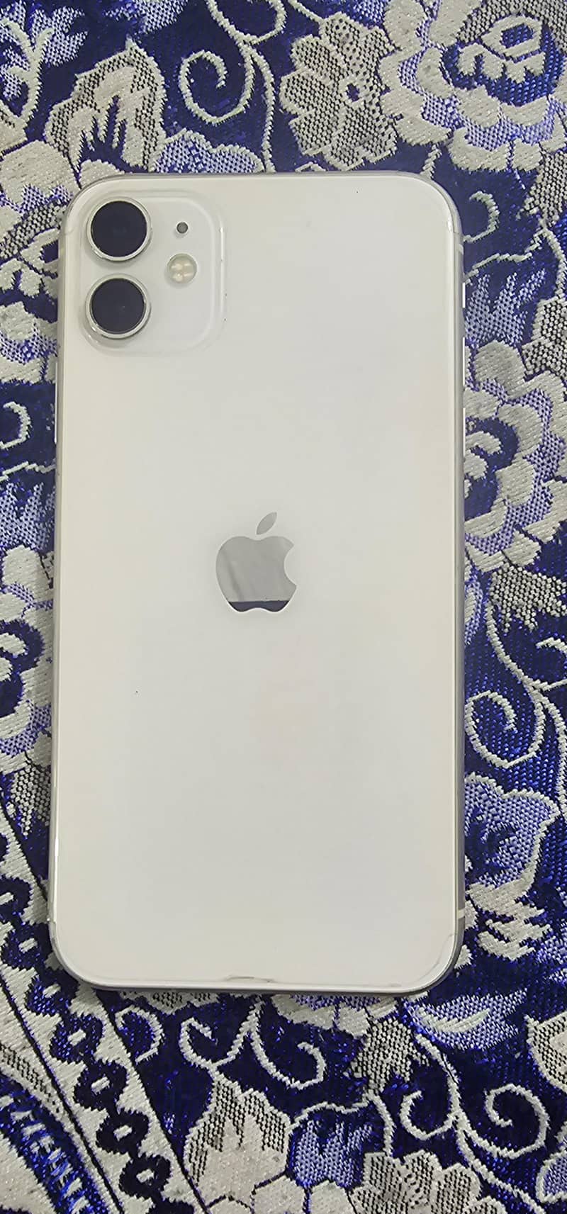 Apple iPhone 11 2